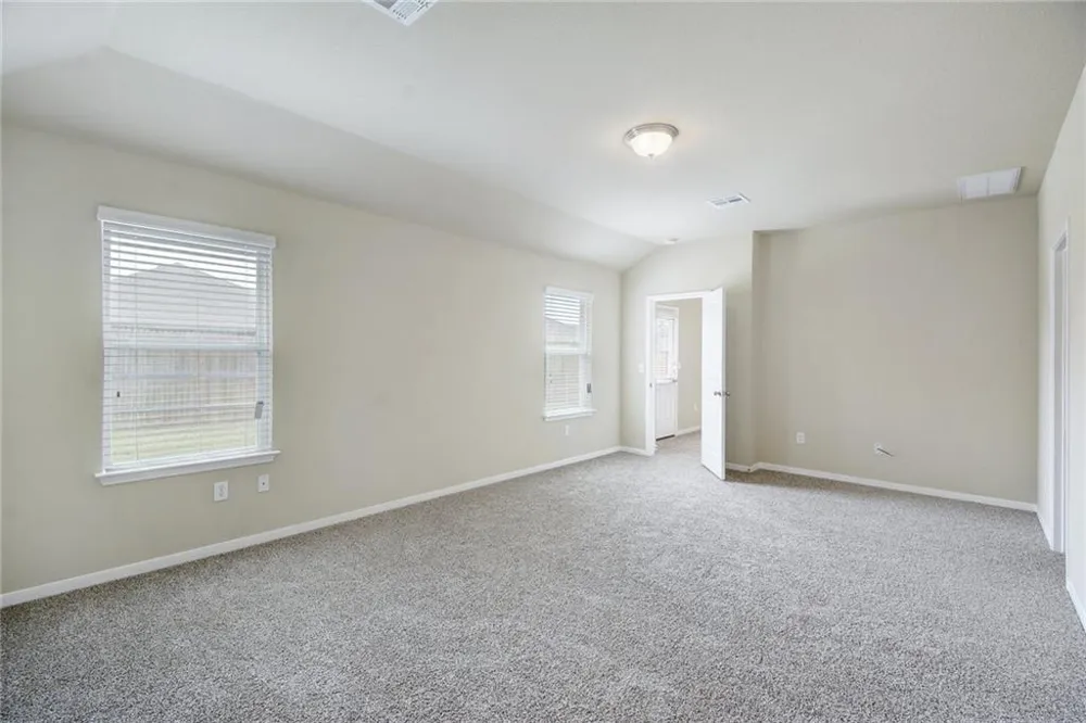 5817 Roderick Drive Austin, TX 78724
