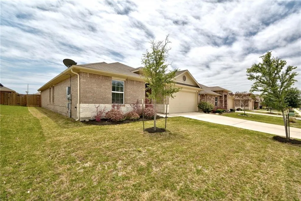 5817 Roderick Drive Austin, TX 78724