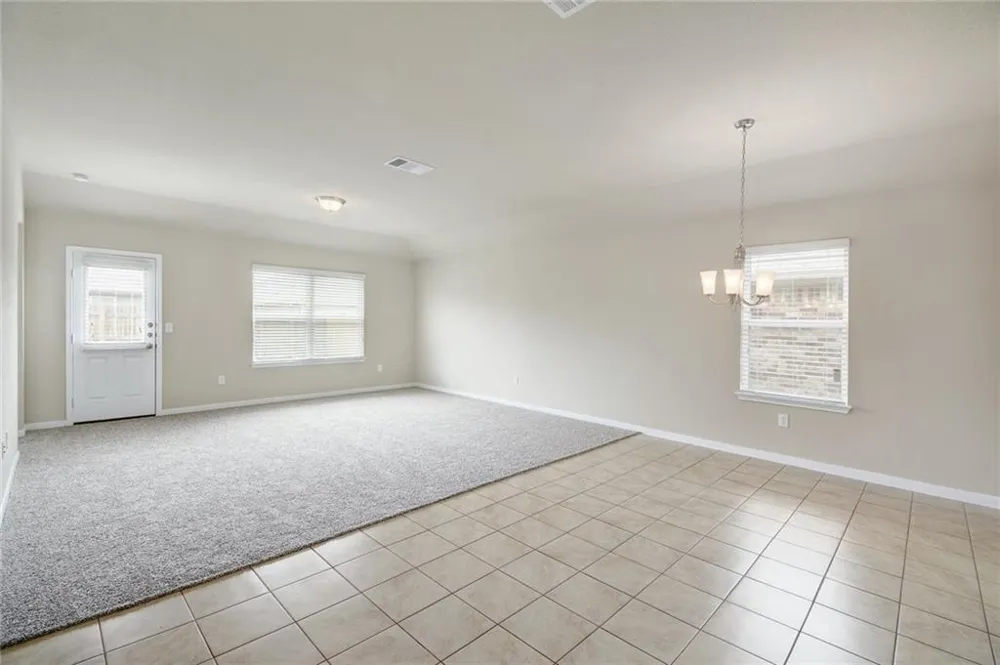 5817 Roderick Drive Austin, TX 78724