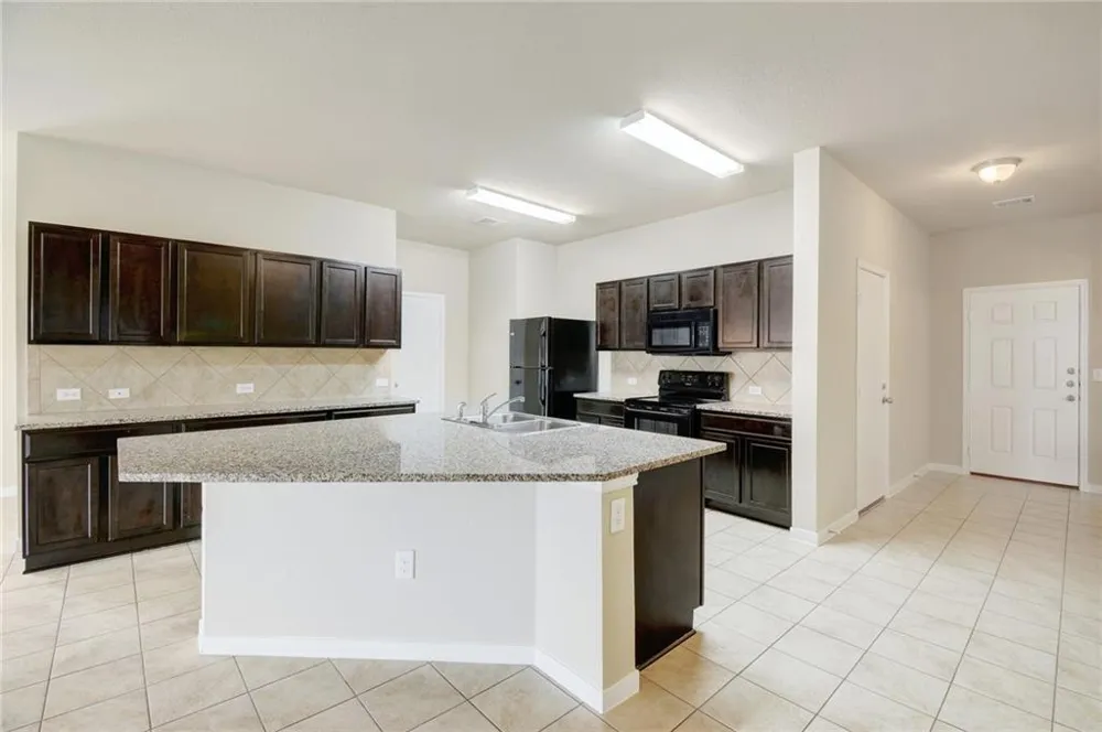 5817 Roderick Drive Austin, TX 78724