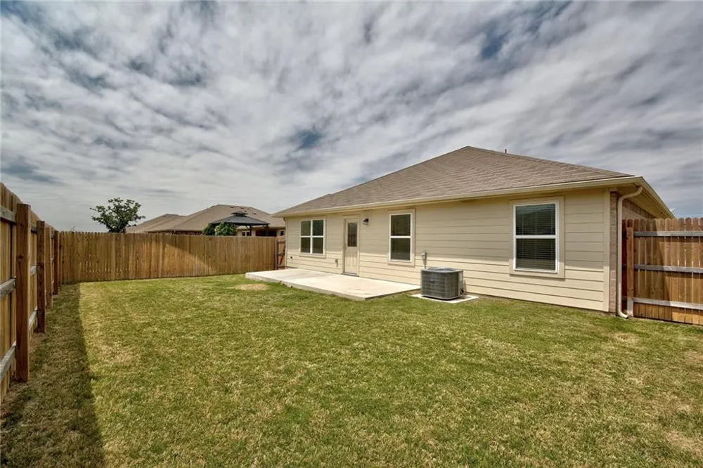 5817 Roderick Drive Austin, TX 78724