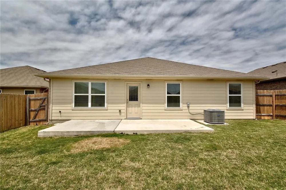 5817 Roderick Drive Austin, TX 78724