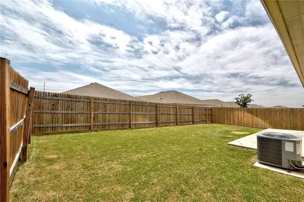 5817 Roderick Drive Austin, TX 78724