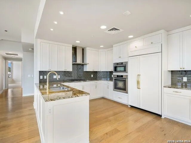 4242 Broadway Street #304 San Antonio, TX 78209