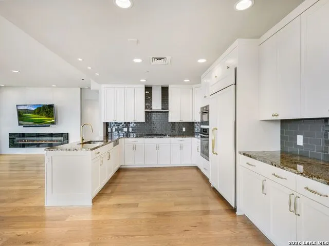 4242 Broadway Street #304 San Antonio, TX 78209