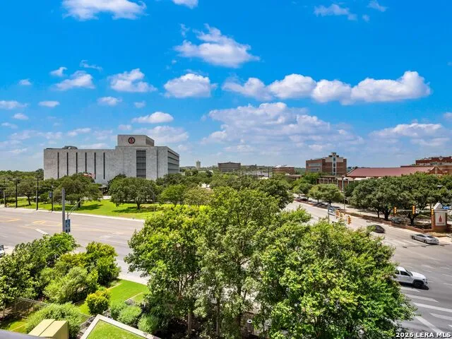 4242 Broadway Street #304 San Antonio, TX 78209