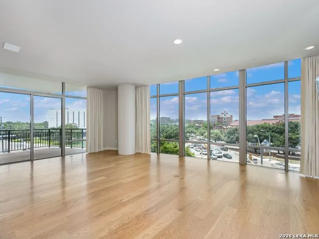 4242 Broadway Street #304 San Antonio, TX 78209