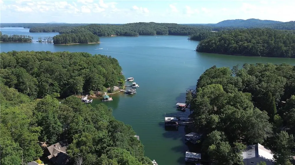 40 Oriole Drive SE White, GA 30184