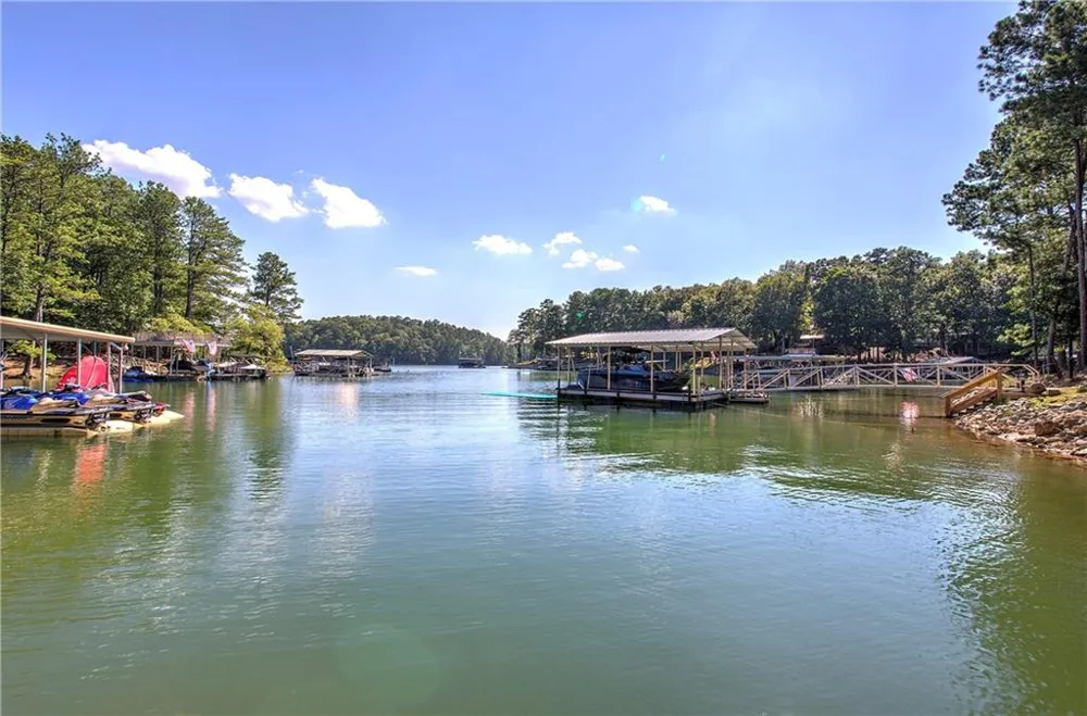 40 Oriole Drive SE White, GA 30184