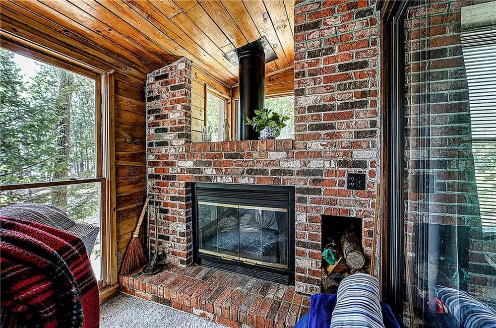 40 Oriole Drive SE White, GA 30184