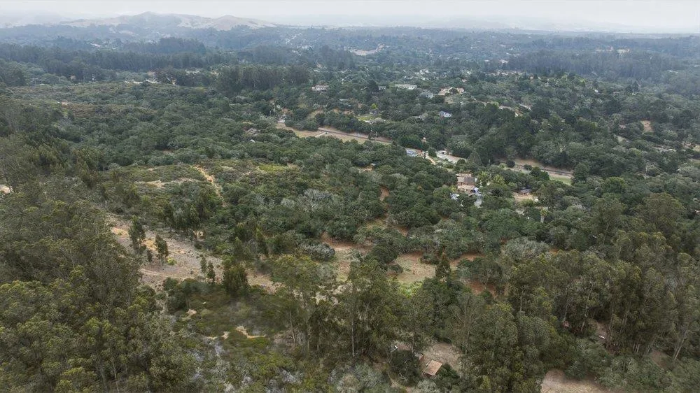 Valle Pacifico Road Salinas, CA 93907