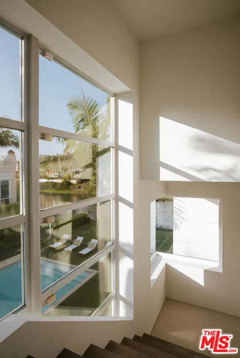 5418 Pacific Avenue Marina del Rey, CA 90292