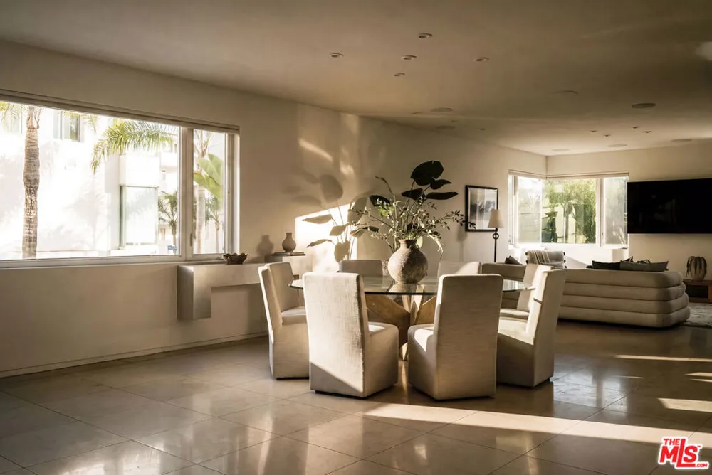 5418 Pacific Avenue Marina del Rey, CA 90292