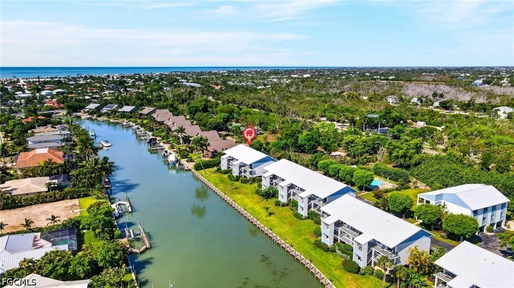 Tennisplace Court #E22 Sanibel, FL 33957