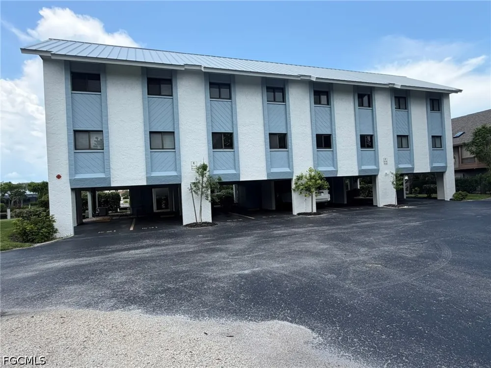 Tennisplace Court #E22 Sanibel, FL 33957