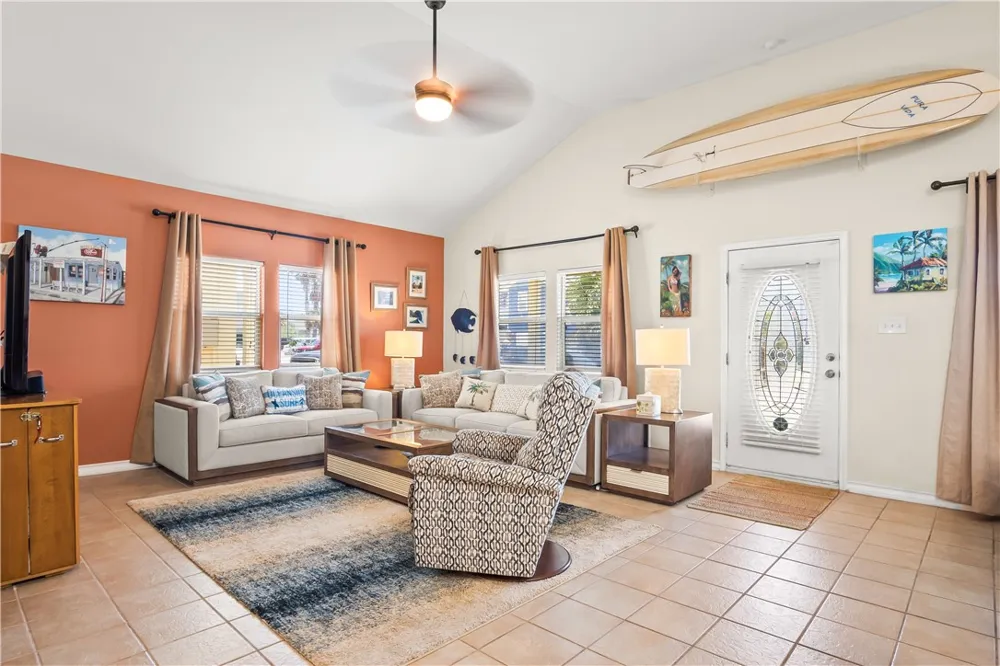 627 Sandy Lane Port Aransas, TX 78373