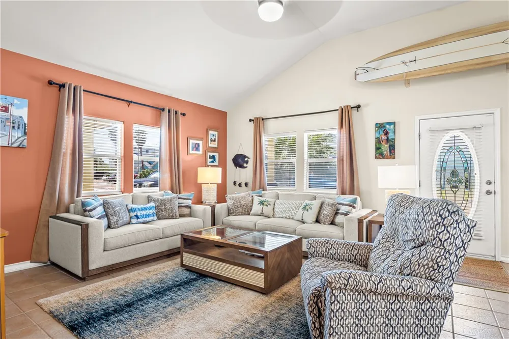 627 Sandy Lane Port Aransas, TX 78373