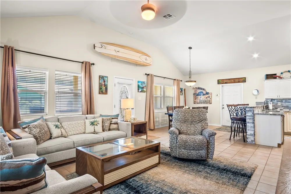 627 Sandy Lane Port Aransas, TX 78373