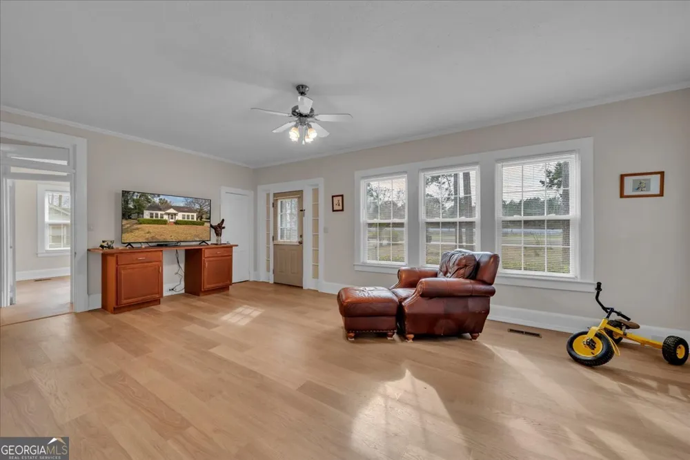 425 S 3rd ST Vienna, GA 31092