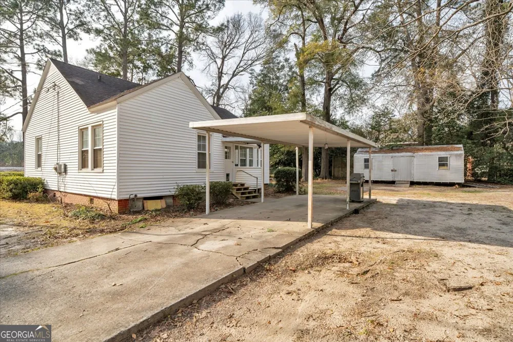 425 S 3rd ST Vienna, GA 31092
