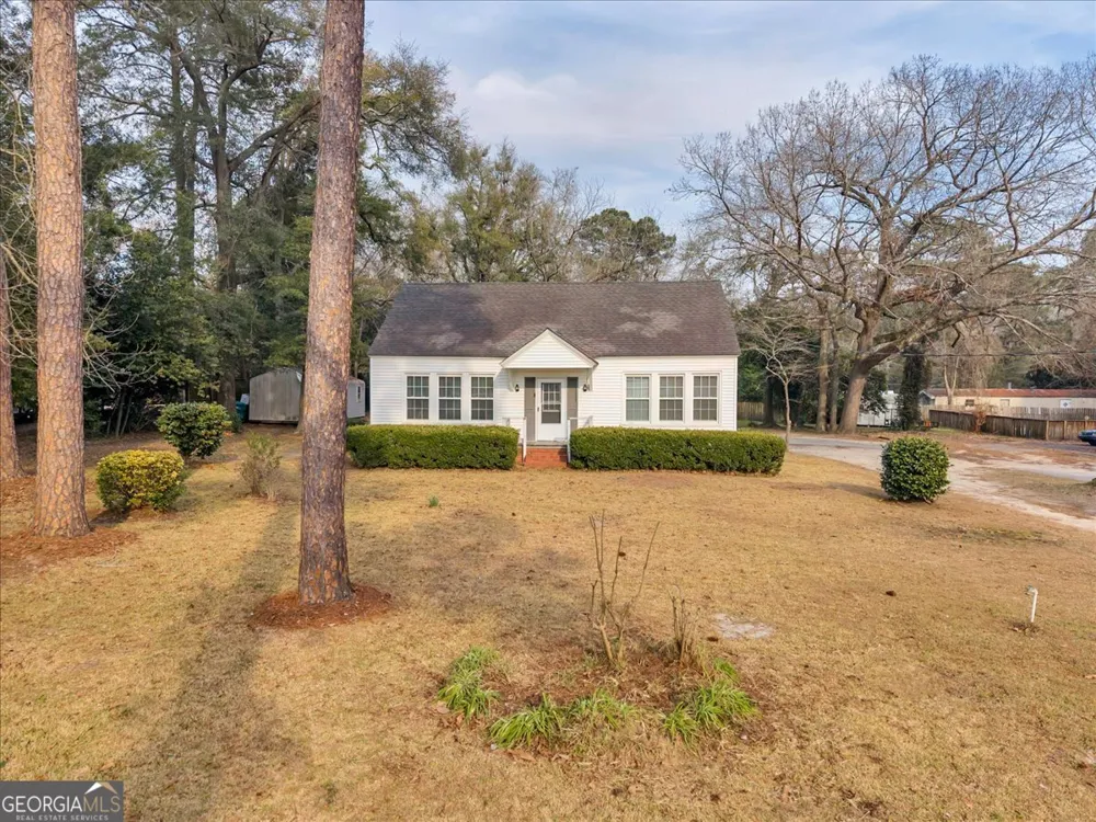 425 S 3rd ST Vienna, GA 31092