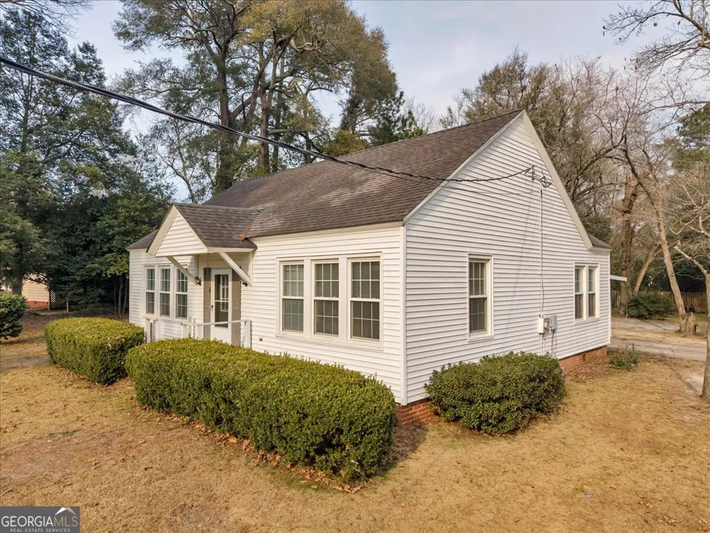 425 S 3rd ST Vienna, GA 31092