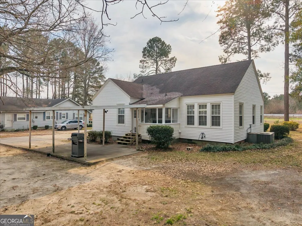 425 S 3rd ST Vienna, GA 31092