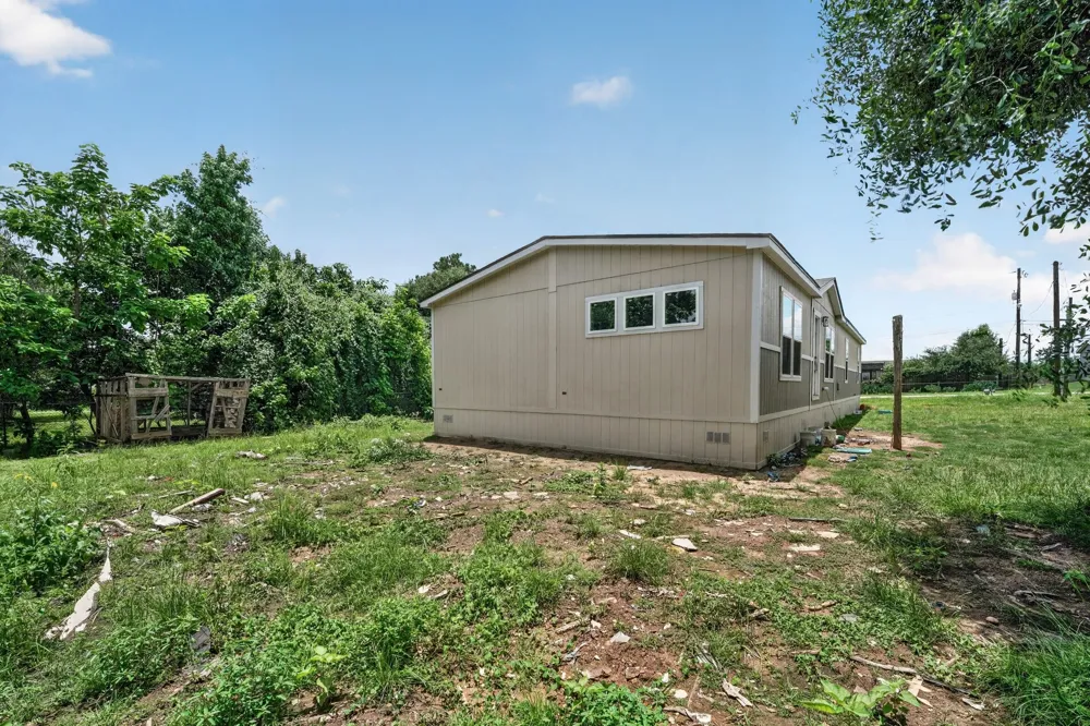 908 Yegua Drive Lexington, TX 78947