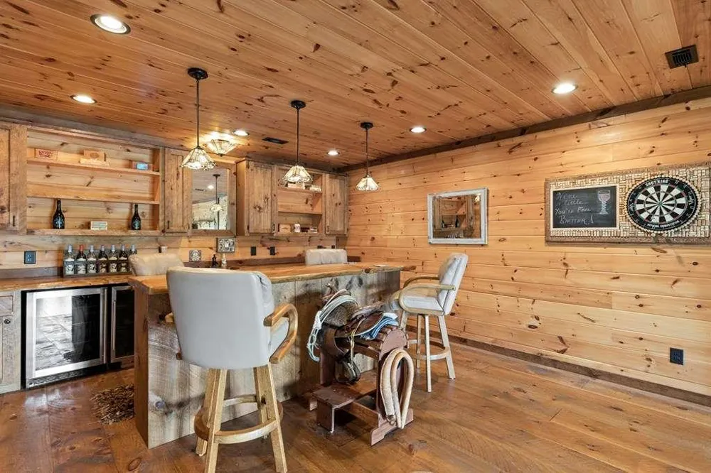 9 Kensington Drive Mineral Bluff, GA 30559