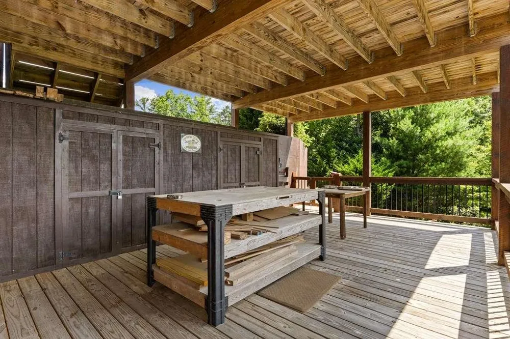 9 Kensington Drive Mineral Bluff, GA 30559