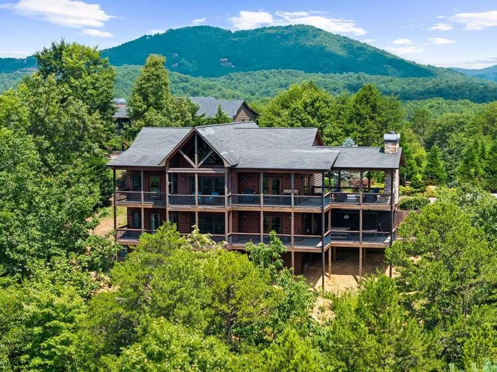 9 Kensington Drive Mineral Bluff, GA 30559