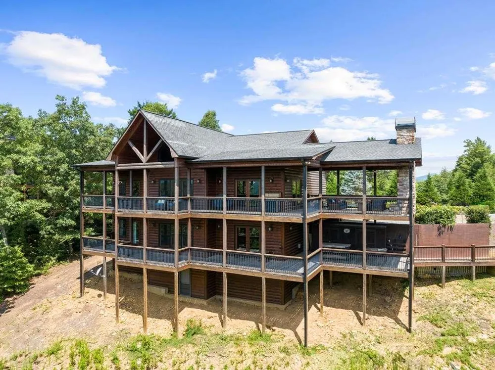 9 Kensington Drive Mineral Bluff, GA 30559