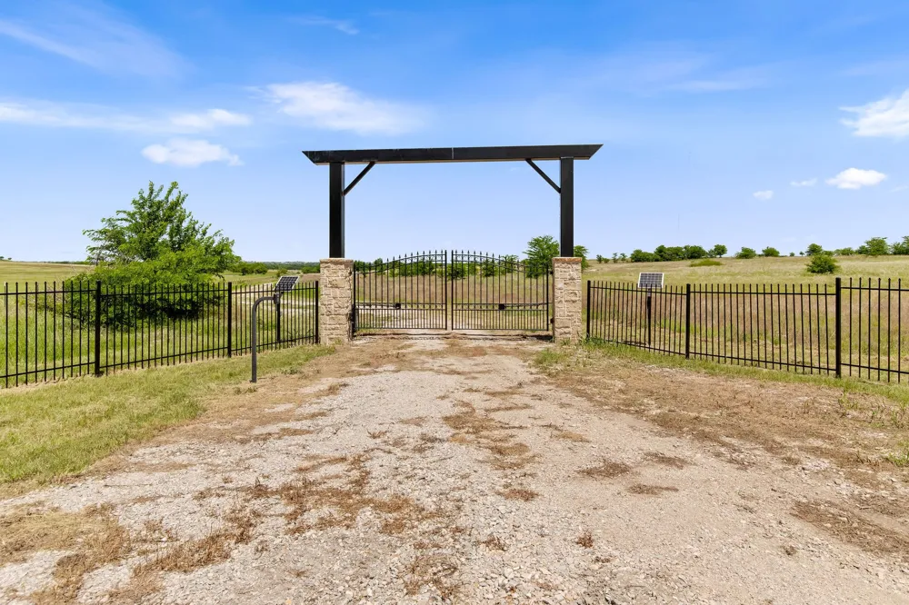 CR-4421 Rhome, TX 76078