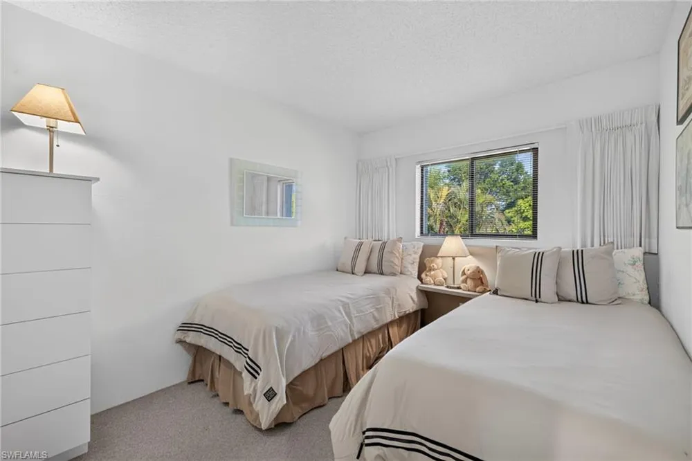 1250 Tennisplace Court #E22 Sanibel, FL 33957