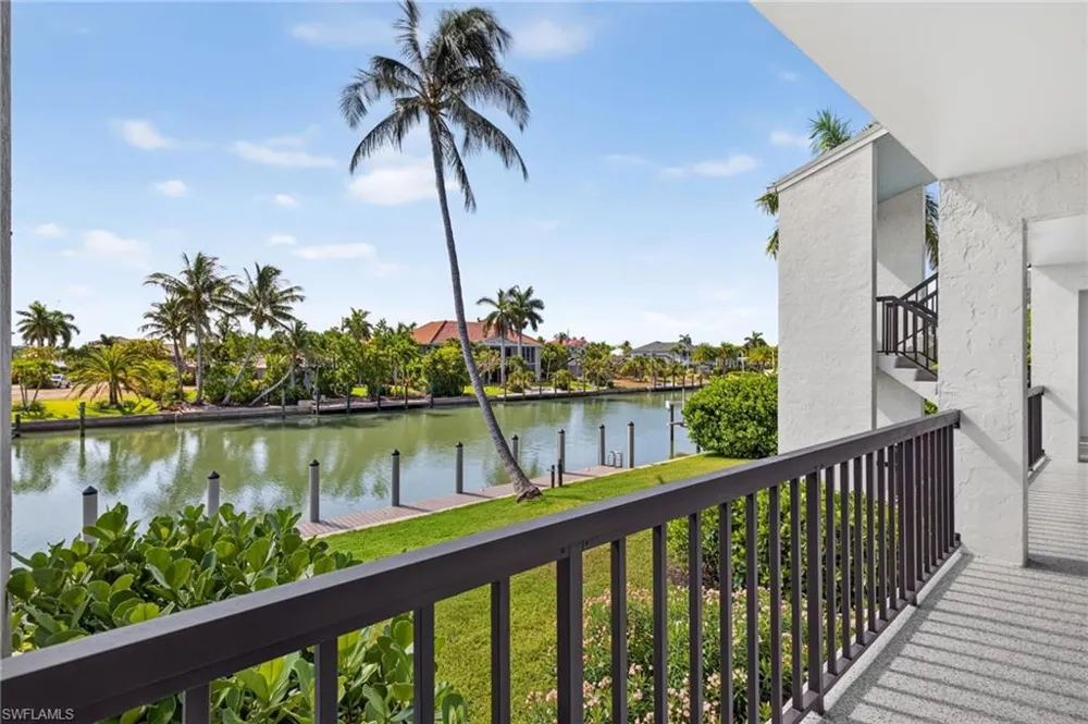 1250 Tennisplace Court #E22 Sanibel, FL 33957