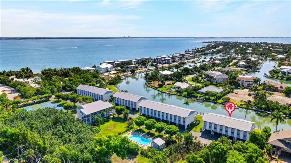 1250 Tennisplace Court #E22 Sanibel, FL 33957
