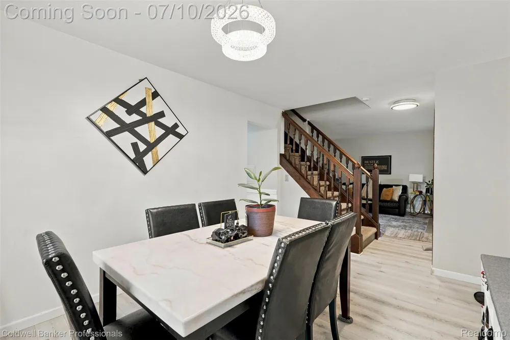 23821 Manistee Street Oak Park City, MI 48237
