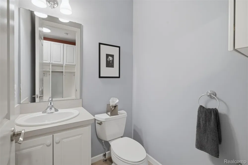 5110 Kitson Lane West Bloomfield Charter Township, MI 48324