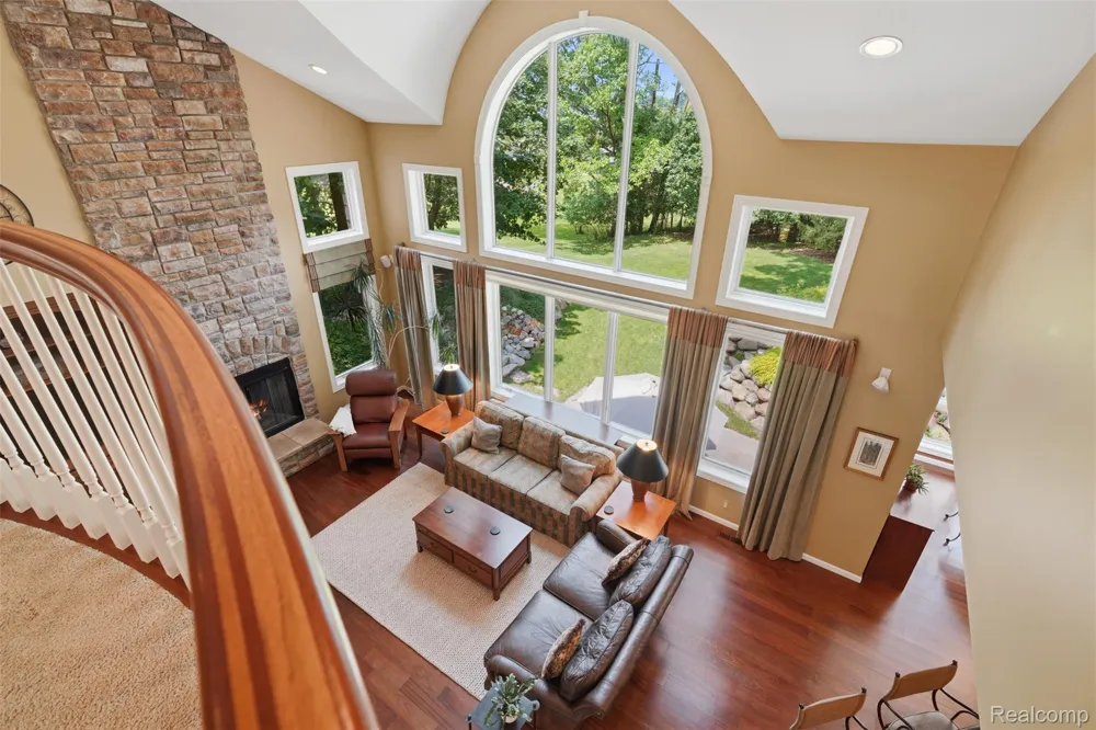 5110 Kitson Lane West Bloomfield Charter Township, MI 48324