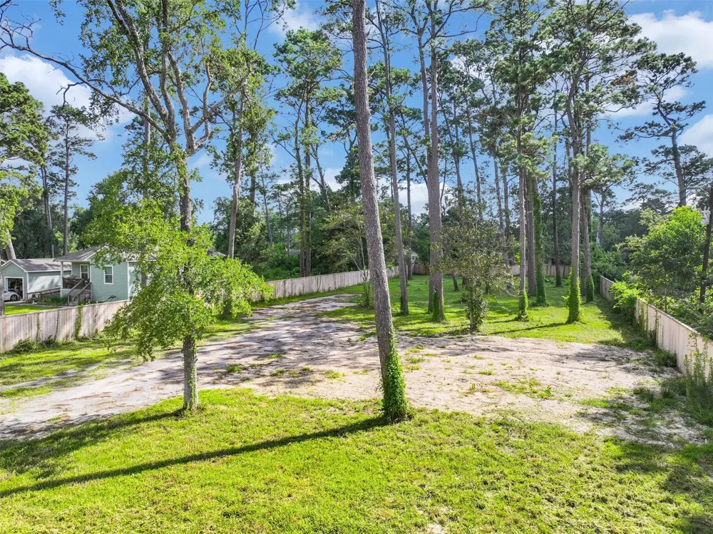 3219 Oak Drive Dickinson, TX 77539