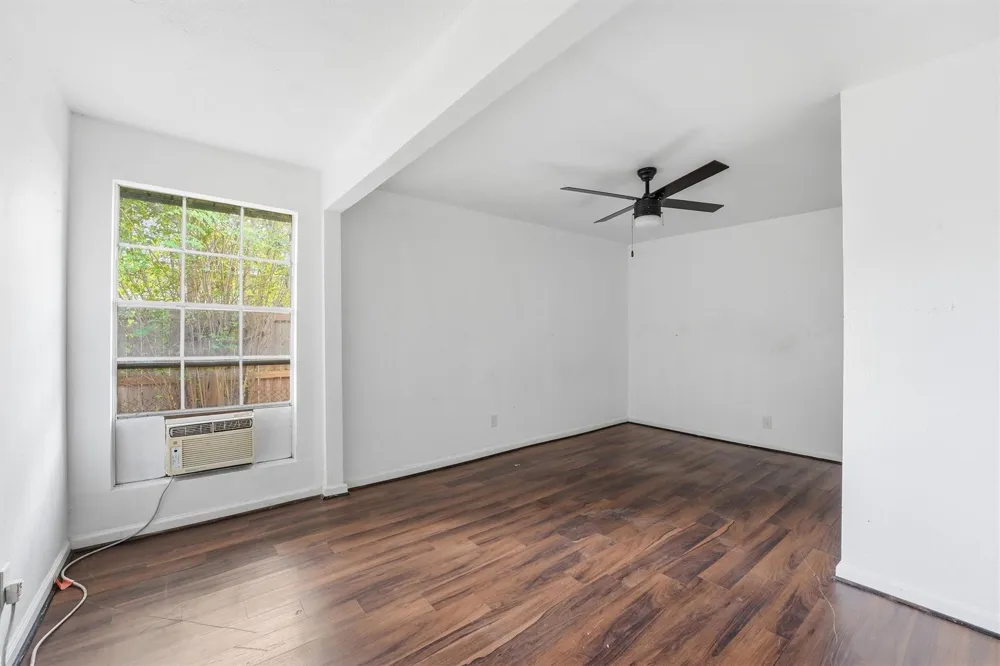 2422 Chapis Street Houston, TX 77093
