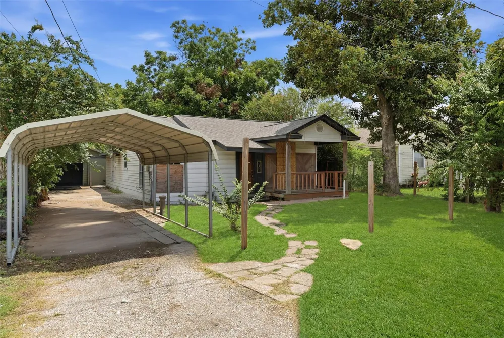 2422 Chapis Street Houston, TX 77093