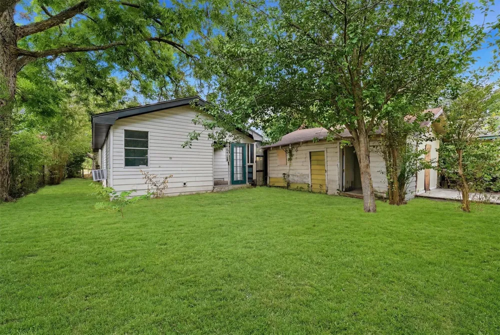 2422 Chapis Street Houston, TX 77093