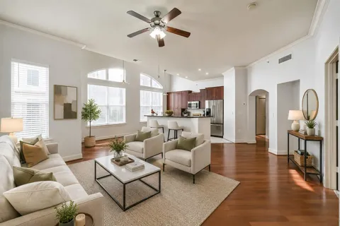 1010 Rosine St Street #49