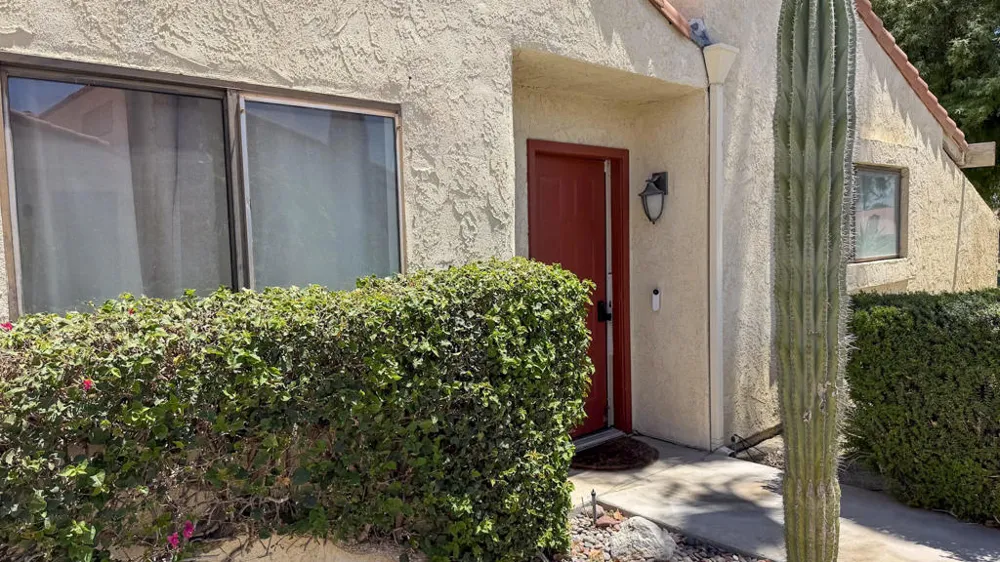 49272 Wayne Street Indio, CA 92201
