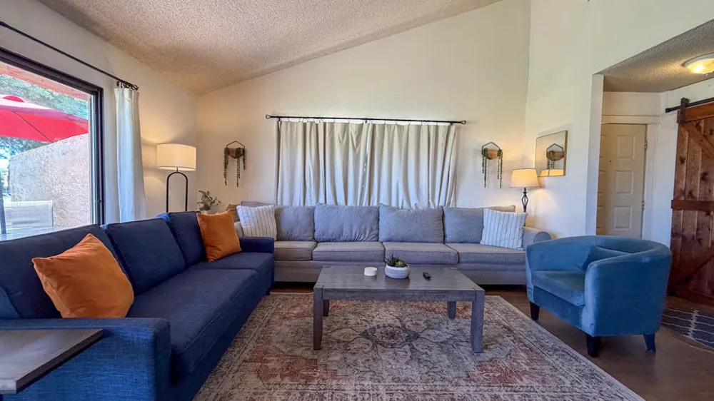 49272 Wayne Street Indio, CA 92201