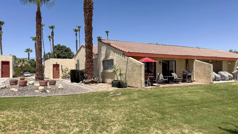 49272 Wayne Street Indio, CA 92201