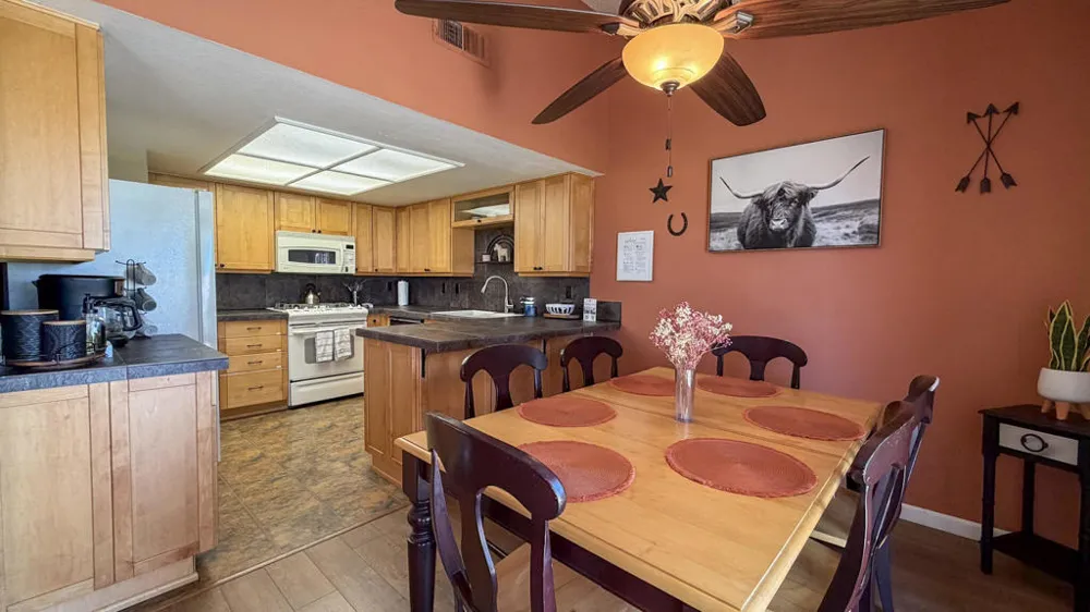 49272 Wayne Street Indio, CA 92201
