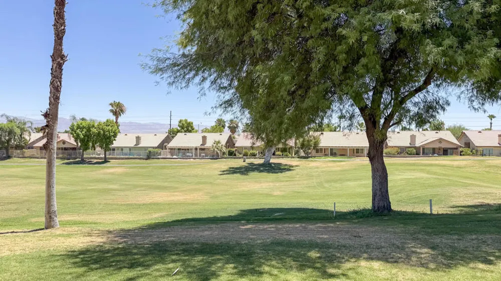 49272 Wayne Street Indio, CA 92201