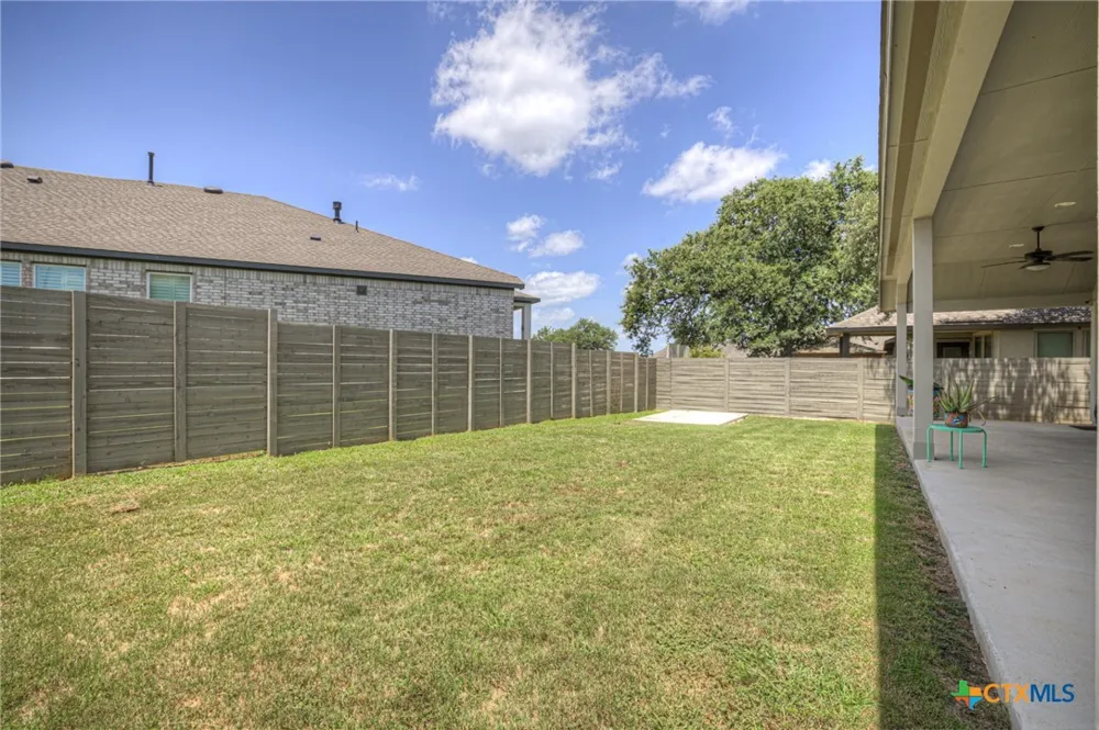 415 Bridle Trail New Braunfels, TX 78132